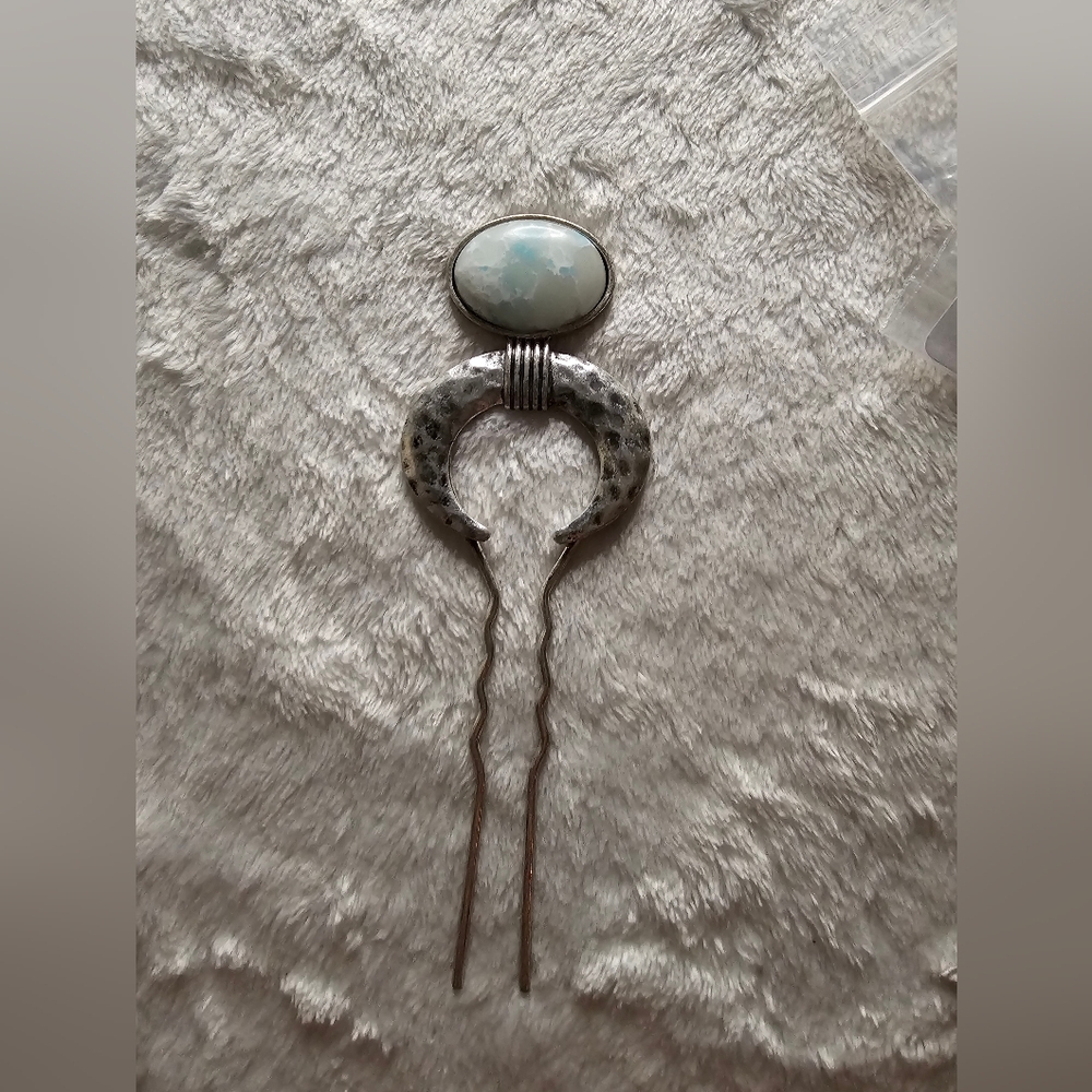 NWT FREE PEOPLE  HAIR PIN..
